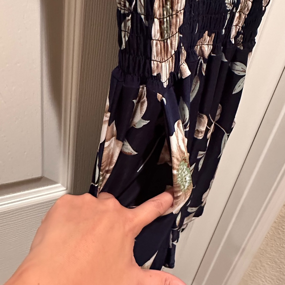 Short sketchy romper w romper